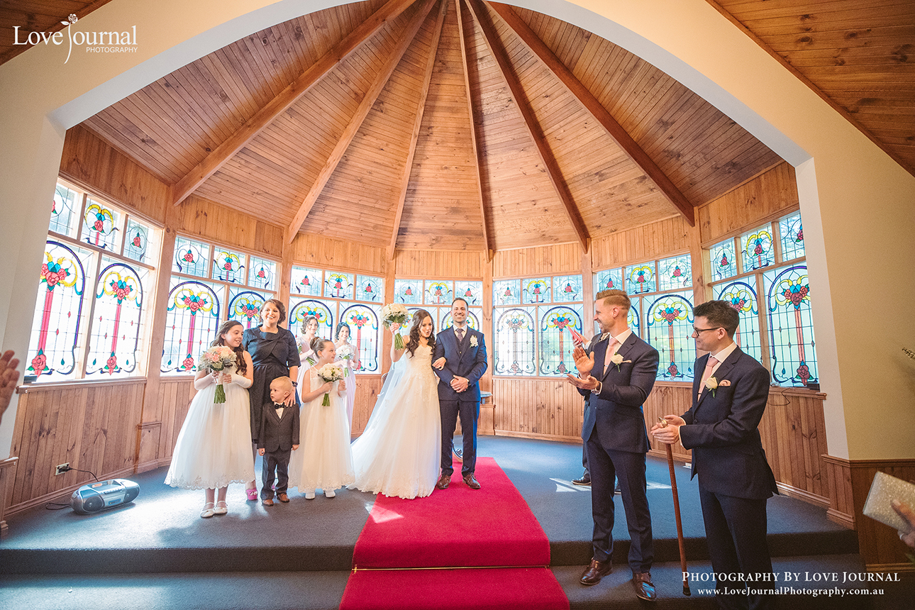 Melbourne-wedding-Photography-at-Poet's-lane-receptions